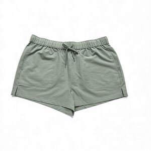 Yogalicious Sage Green Athletic Shorts for women size large